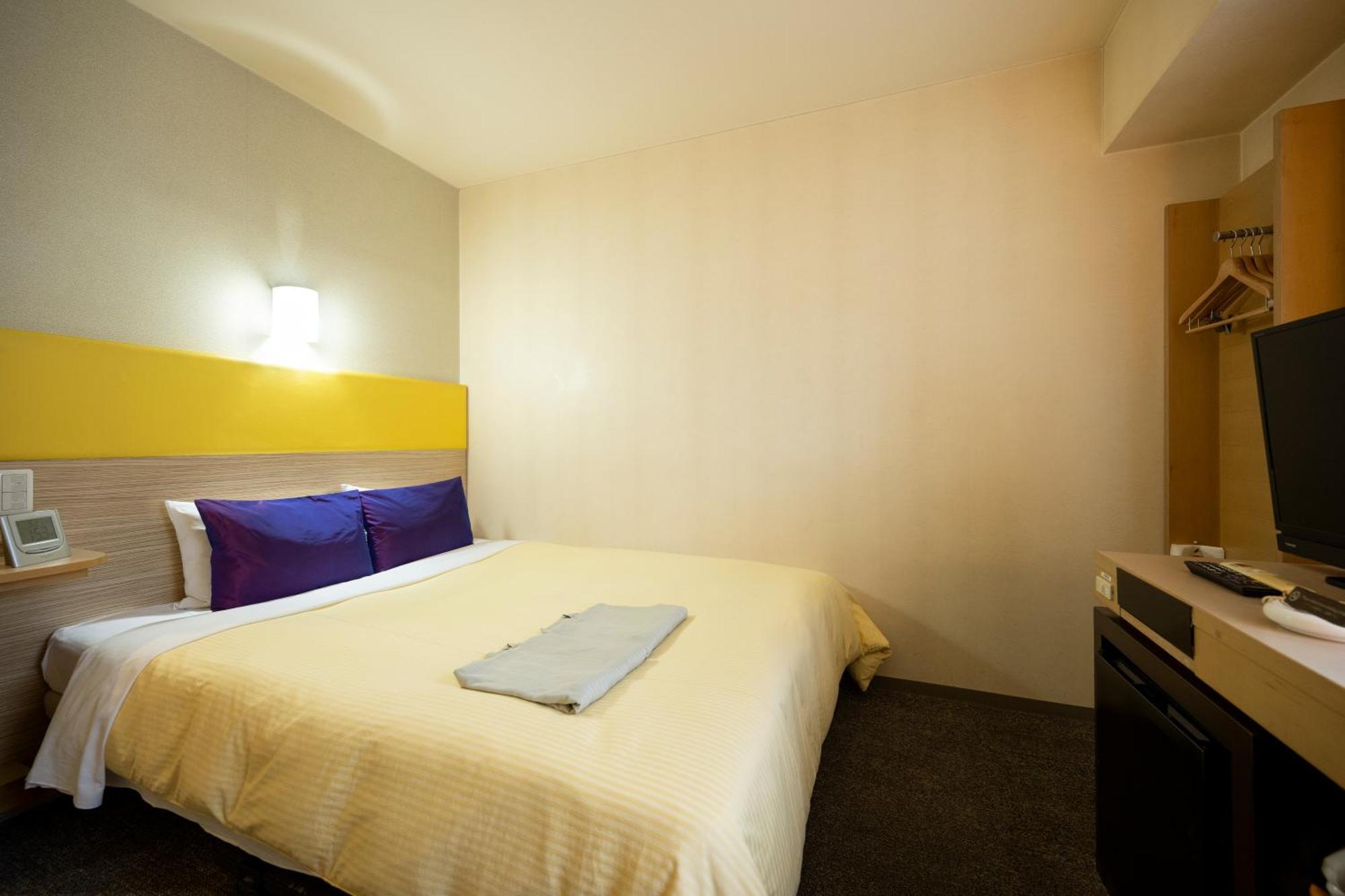Hotel 1-2-3 Такасакі Екстер'єр фото