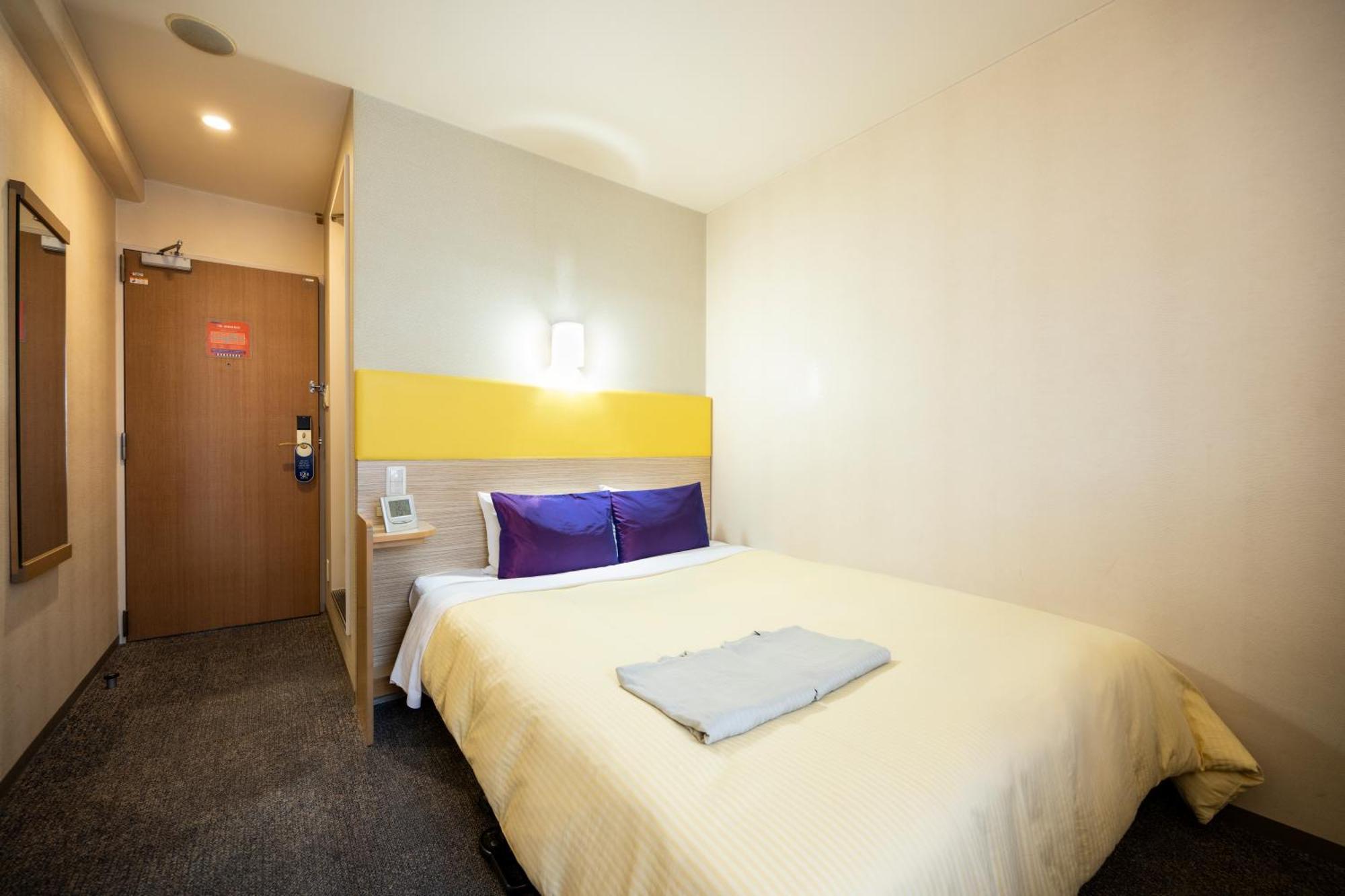 Hotel 1-2-3 Такасакі Екстер'єр фото