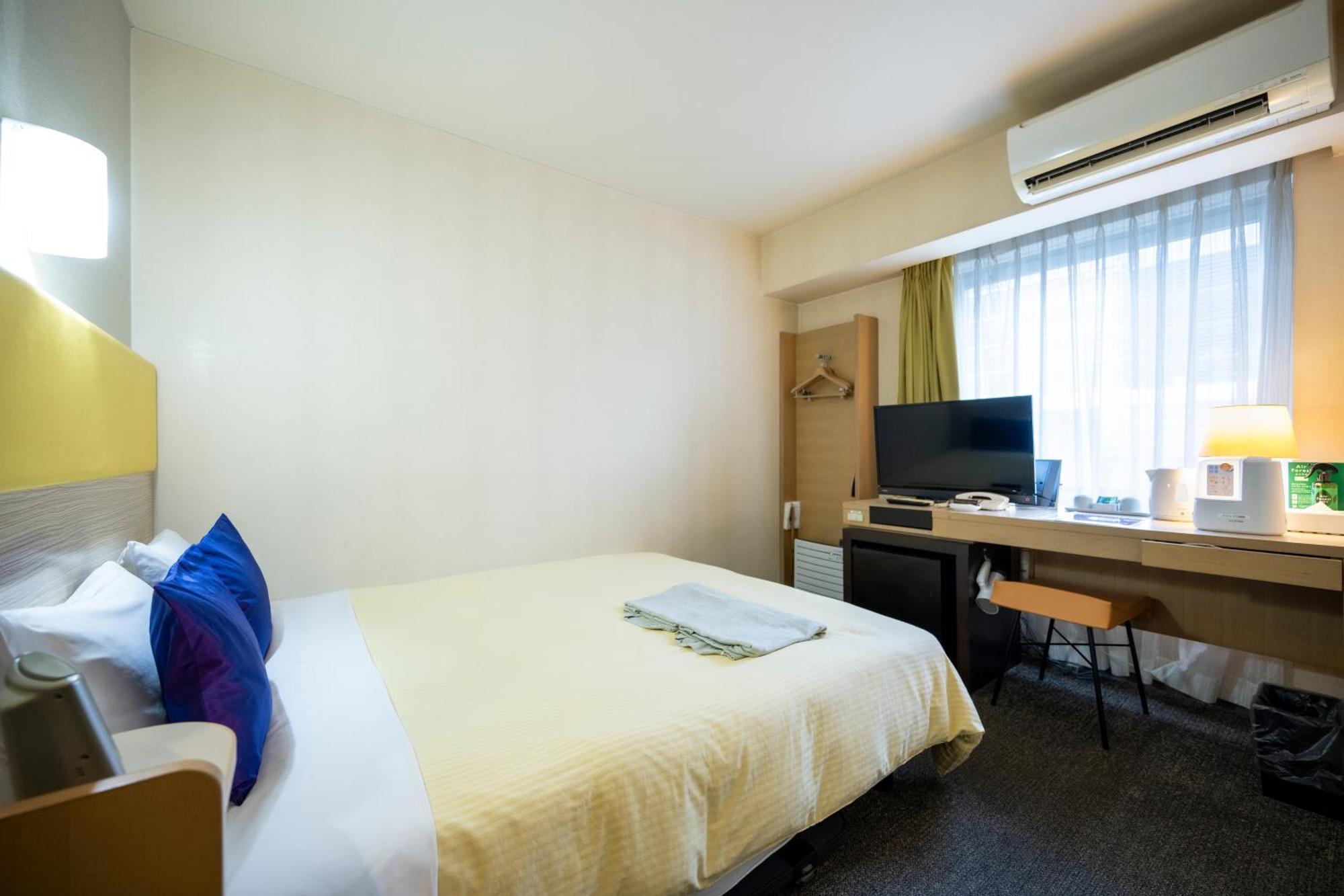 Hotel 1-2-3 Такасакі Екстер'єр фото