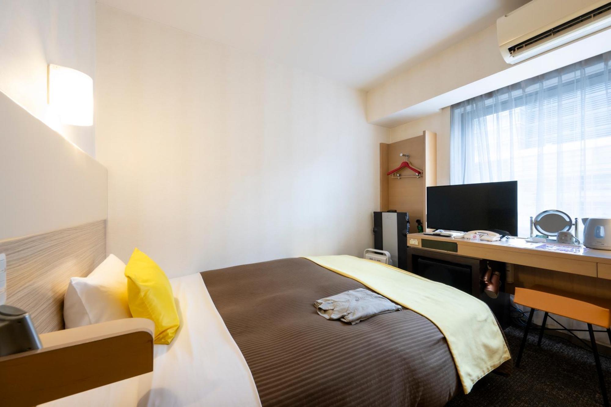 Hotel 1-2-3 Такасакі Екстер'єр фото