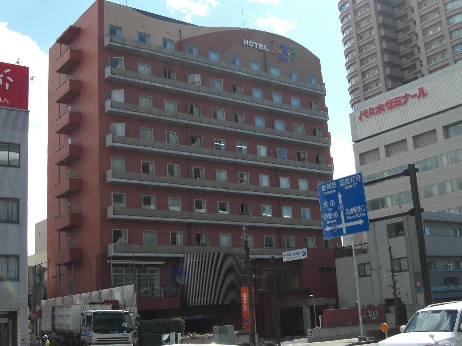 Hotel 1-2-3 Такасакі Екстер'єр фото